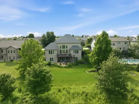 1406 Watersound Way Bloomington IL 61705
