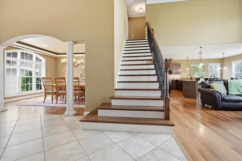1406 Watersound Way Bloomington IL 61705