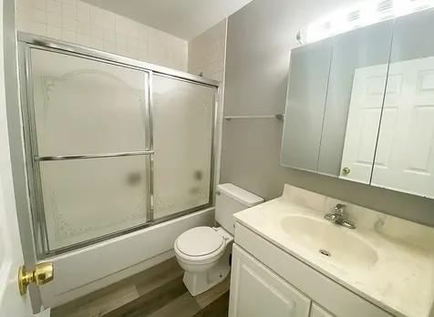182 South Waters Edge Drive Glendale Heights IL 60139