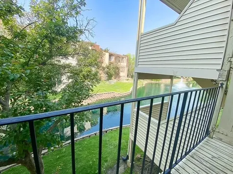 182 South Waters Edge Drive Glendale Heights IL 60139