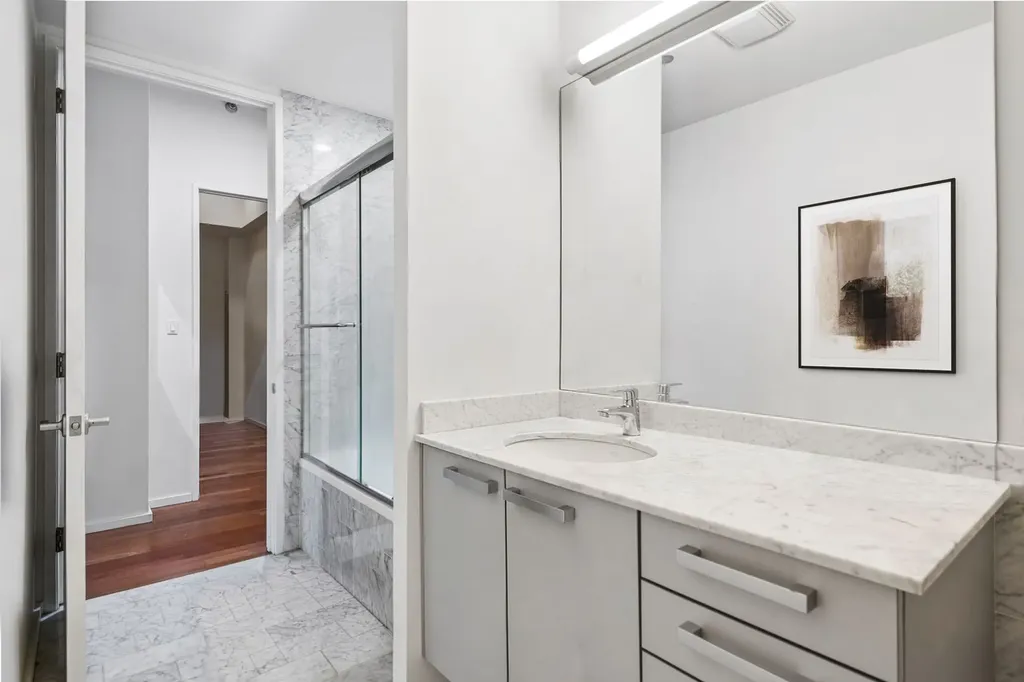 550 North St Clair Street Chicago IL 60611