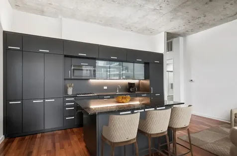 550 North St Clair Street Chicago IL 60611