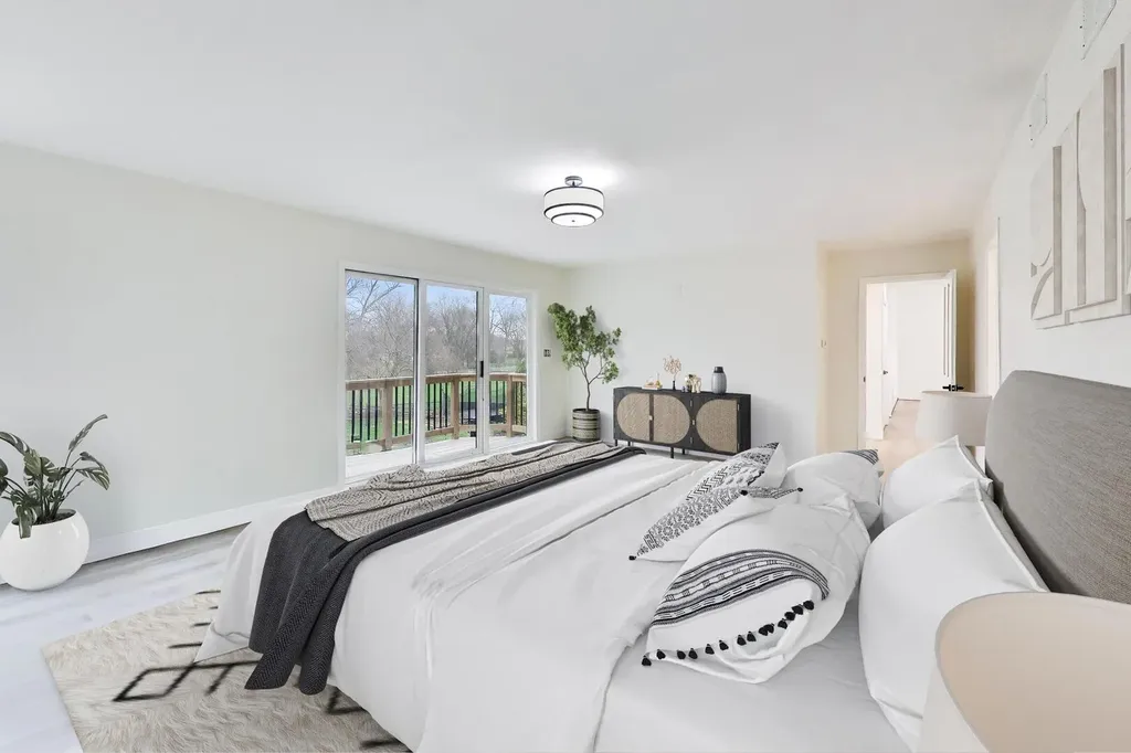 8S510 Oxford Lane Naperville IL 60565