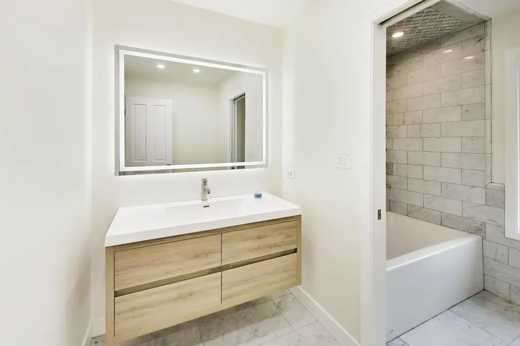 8S510 Oxford Lane Naperville IL 60565