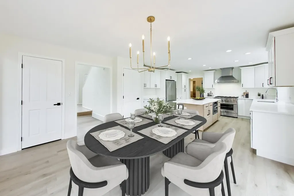 8S510 Oxford Lane Naperville IL 60565