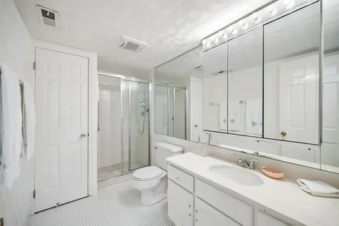 134 Green Bay Road Winnetka IL 60093