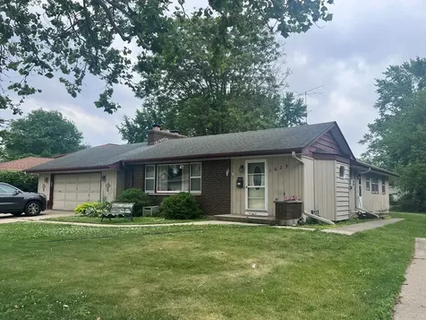 1629 Lin Lor Lane Elgin IL 60123
