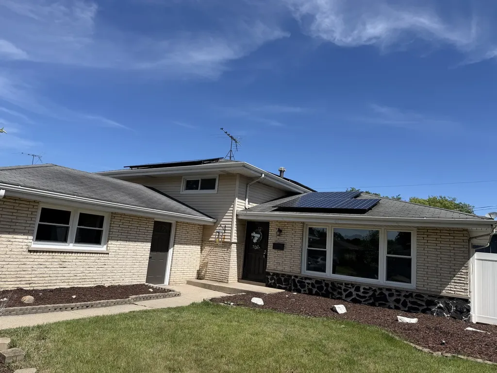 1320 East 169th Place South Holland IL 60473