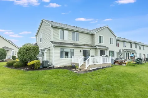 661 Chestnut Ridge Minooka IL 60447
