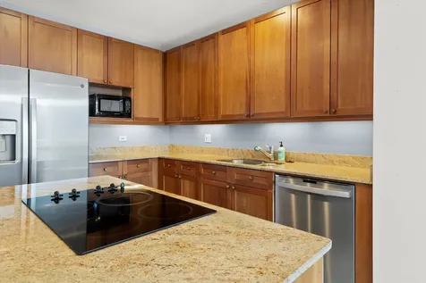 737 West Washington Boulevard Chicago IL 60661