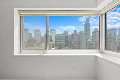 737 West Washington Boulevard Chicago IL 60661
