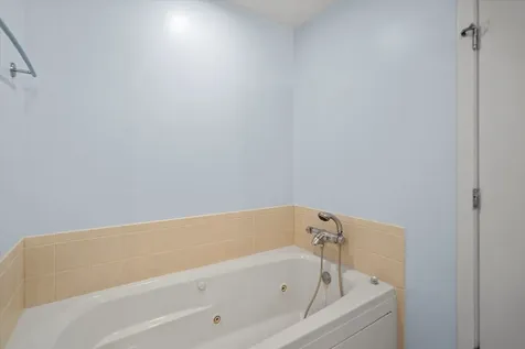 737 West Washington Boulevard Chicago IL 60661
