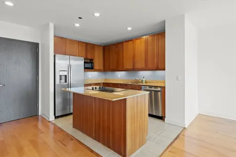 737 West Washington Boulevard Chicago IL 60661