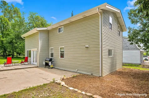 4404 Giant Oak Drive Mchenry IL 60051