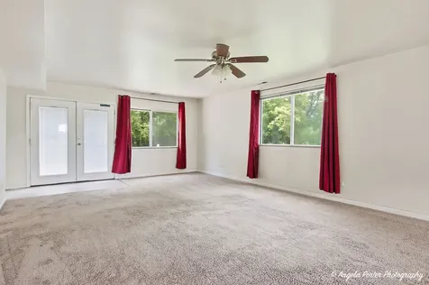 4404 Giant Oak Drive Mchenry IL 60051