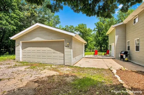 4404 Giant Oak Drive Mchenry IL 60051