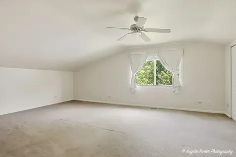 4404 Giant Oak Drive Mchenry IL 60051