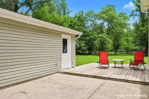 4404 Giant Oak Drive Mchenry IL 60051