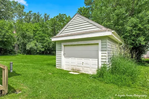 4404 Giant Oak Drive Mchenry IL 60051