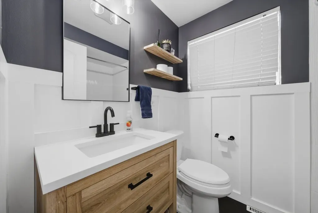 6153 West 63rd Street Chicago IL 60638