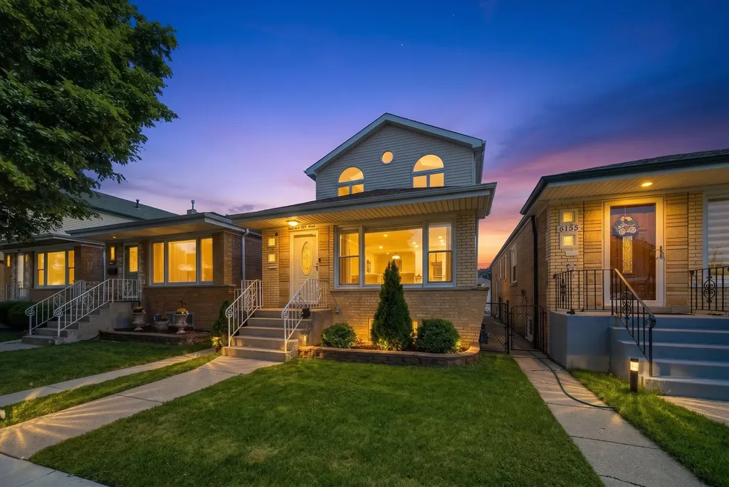 6153 West 63rd Street Chicago IL 60638