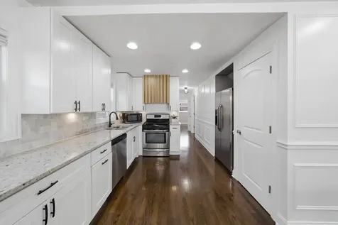 6153 West 63rd Street Chicago IL 60638