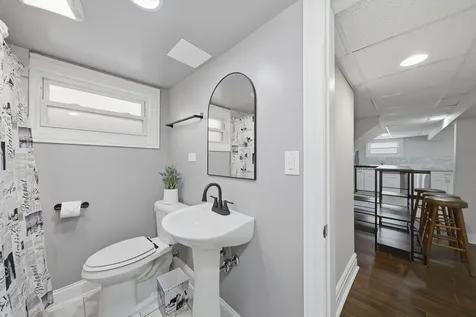 6153 West 63rd Street Chicago IL 60638
