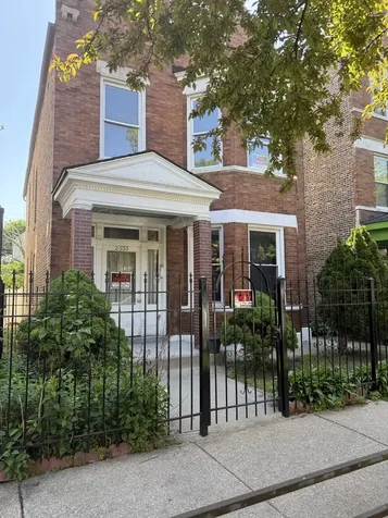2533 South Drake Avenue Chicago IL 60623