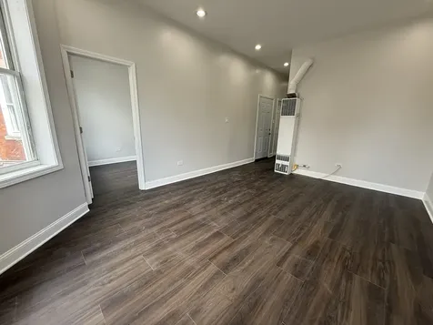 2533 South Drake Avenue Chicago IL 60623
