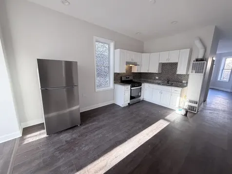 2533 South Drake Avenue Chicago IL 60623