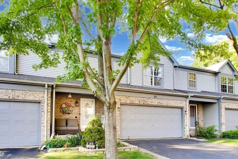 30 Oxford Court Algonquin IL 60102