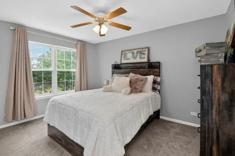 1597 W Hartsburg Lane North Aurora IL 60542