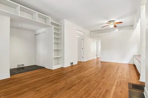 1110 South Oak Park Avenue Oak Park IL 60304