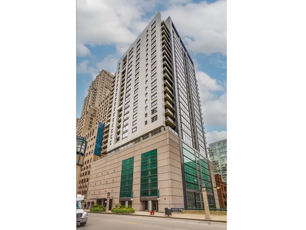 160 East Illinois Street Chicago IL 60611