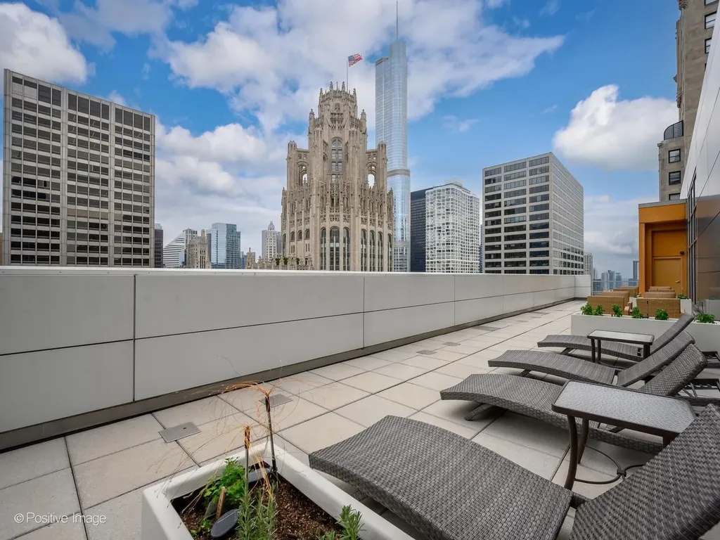 160 East Illinois Street Chicago IL 60611