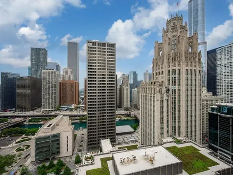160 East Illinois Street Chicago IL 60611
