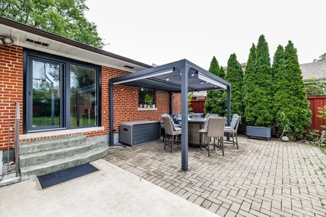 212 South Hi Lusi Avenue Mount Prospect IL 60056
