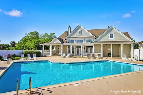 2886 Falling Waters Lane Lindenhurst IL 60046