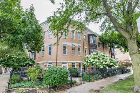 4359 North Campbell Avenue Chicago IL 60618