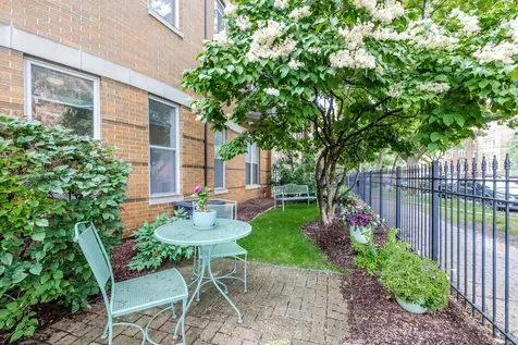 4359 North Campbell Avenue Chicago IL 60618