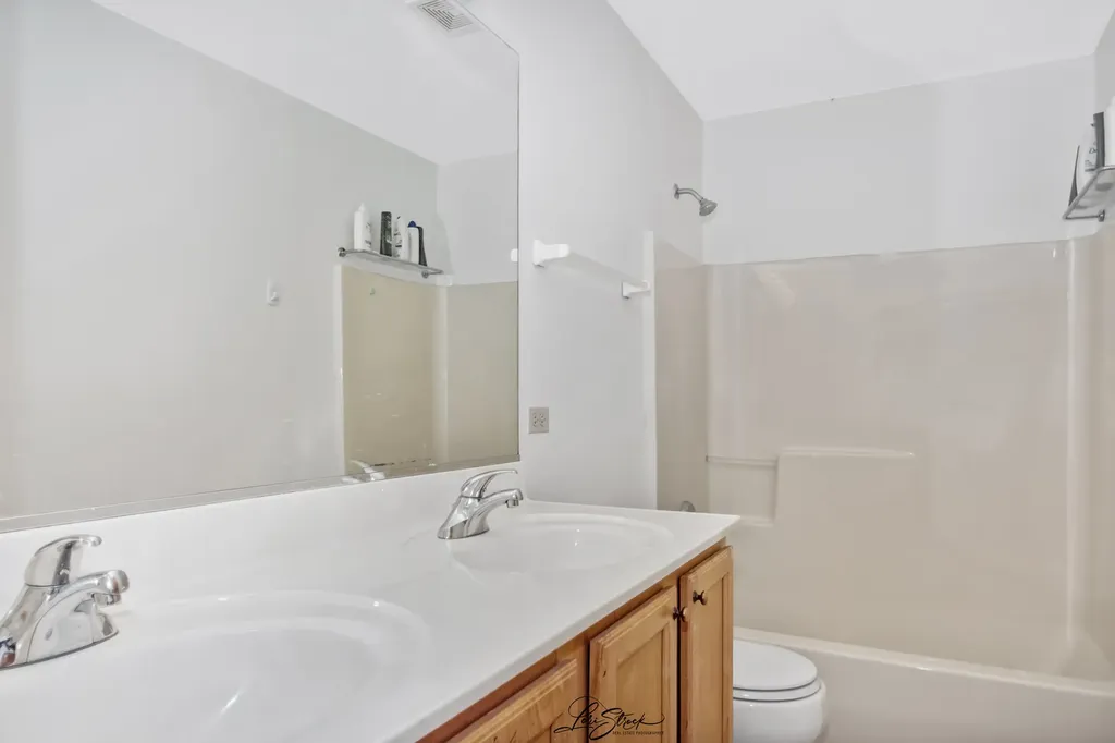24963 Heritage Oaks Drive Plainfield IL 60585