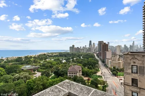 2000 North Lincoln Park West Chicago IL 60614