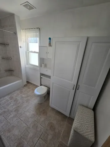 7139 West 74th Place Chicago IL 60638