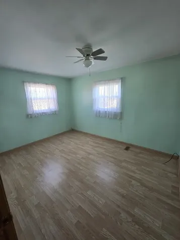 7139 West 74th Place Chicago IL 60638