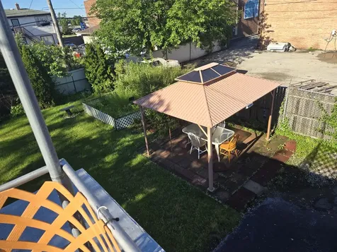 7139 West 74th Place Chicago IL 60638
