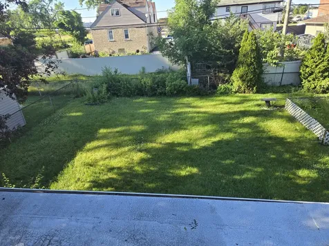7139 West 74th Place Chicago IL 60638