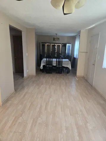 7139 West 74th Place Chicago IL 60638