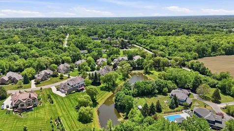 14965 Creekside Path Libertyville IL 60048