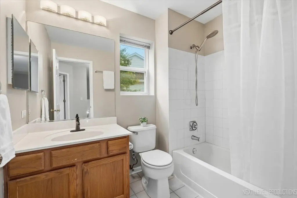 2712 Stockton Road Naperville IL 60564
