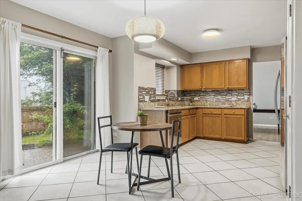 2712 Stockton Road Naperville IL 60564